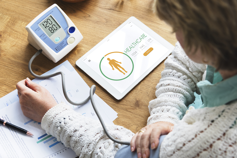 Unique features of HMS, LIMS, EHR software