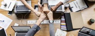 Pros and cons of distributed team